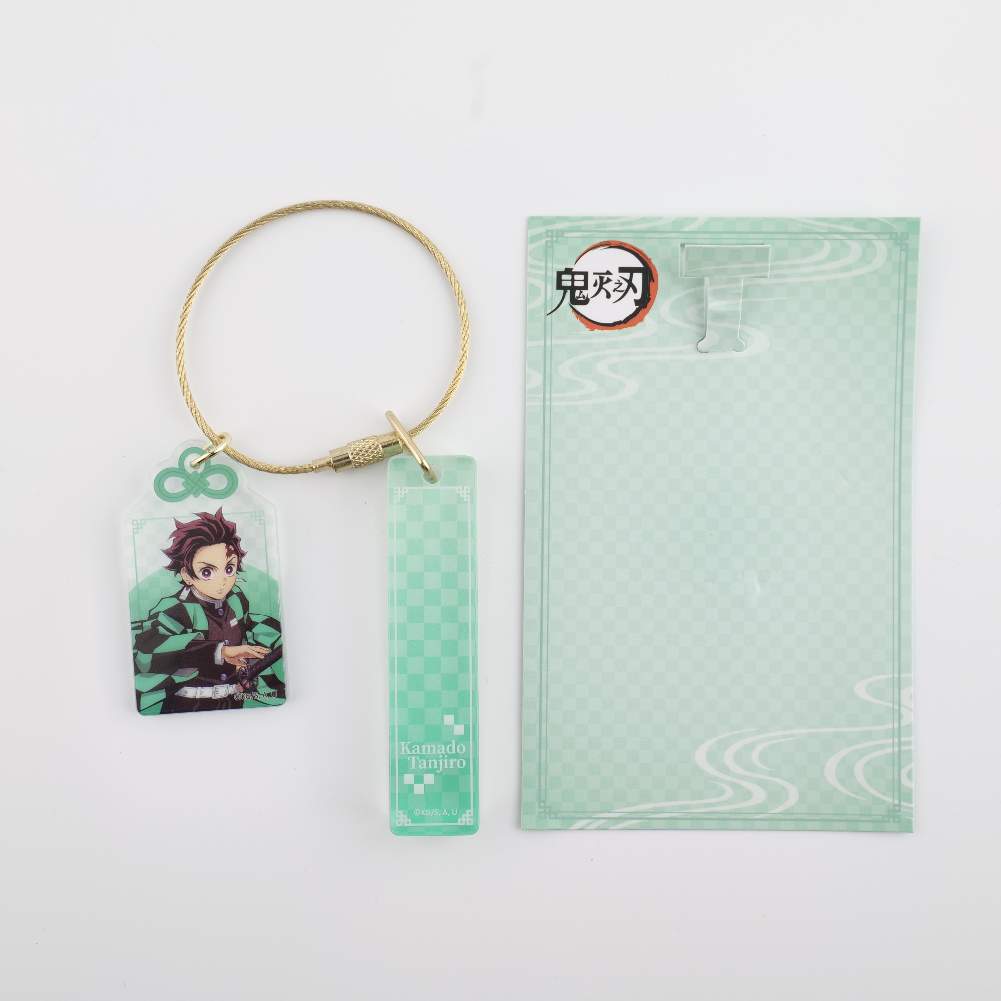 亚克力钥匙扣拆出平铺展示